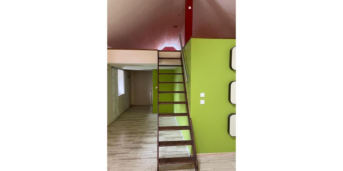 Etagenwohnung Calden - 9 Zimmer, 250 m&sup2;, 1.150&euro; | Angebot:24835525