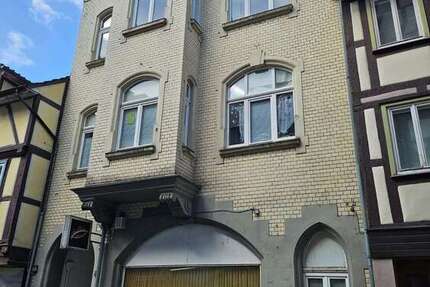 Haus Hann. Münden - 7 Zimmer, 220 m&sup2;, 229.000&euro; | Angebot:25248577