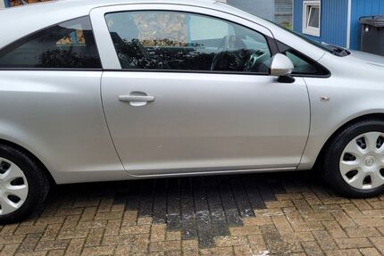 Opel Corsa 44.274 km 3.950 € Großalmerode 37247