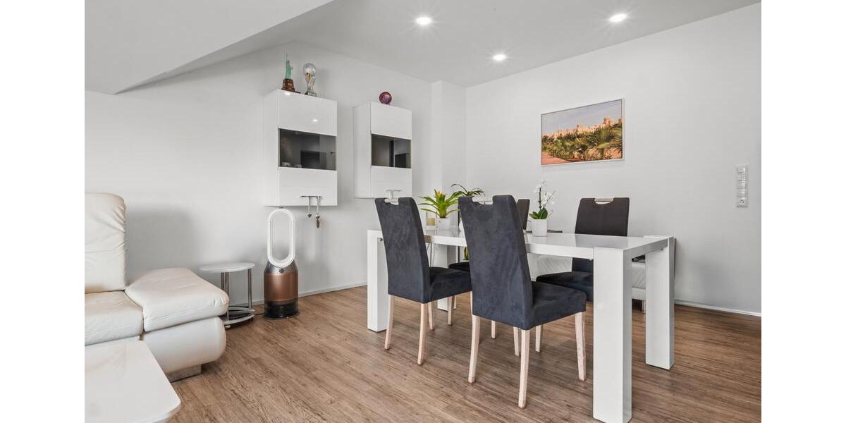 Dachgeschoßwohnung Schauenburg - 3 Zimmer, 132 m&sup2;, 1.320&euro; | Angebot:25963352