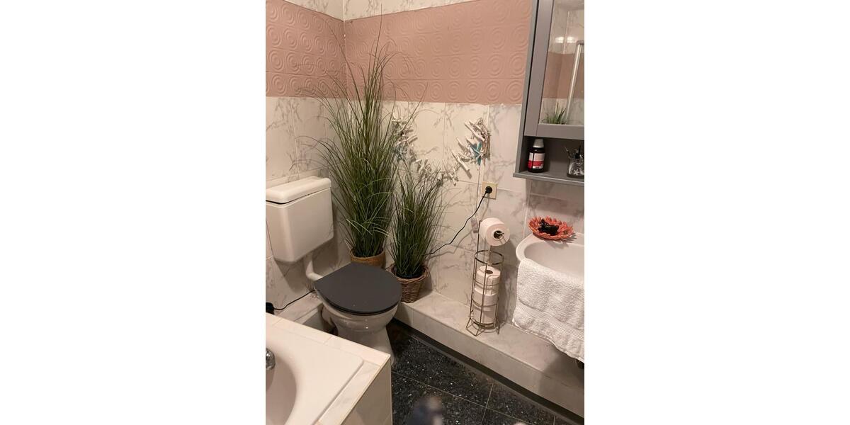 Einfamilienhaus Hofgeismar - 3.5 Zimmer, 107 m&sup2;, 950&euro; | Angebot:26029942