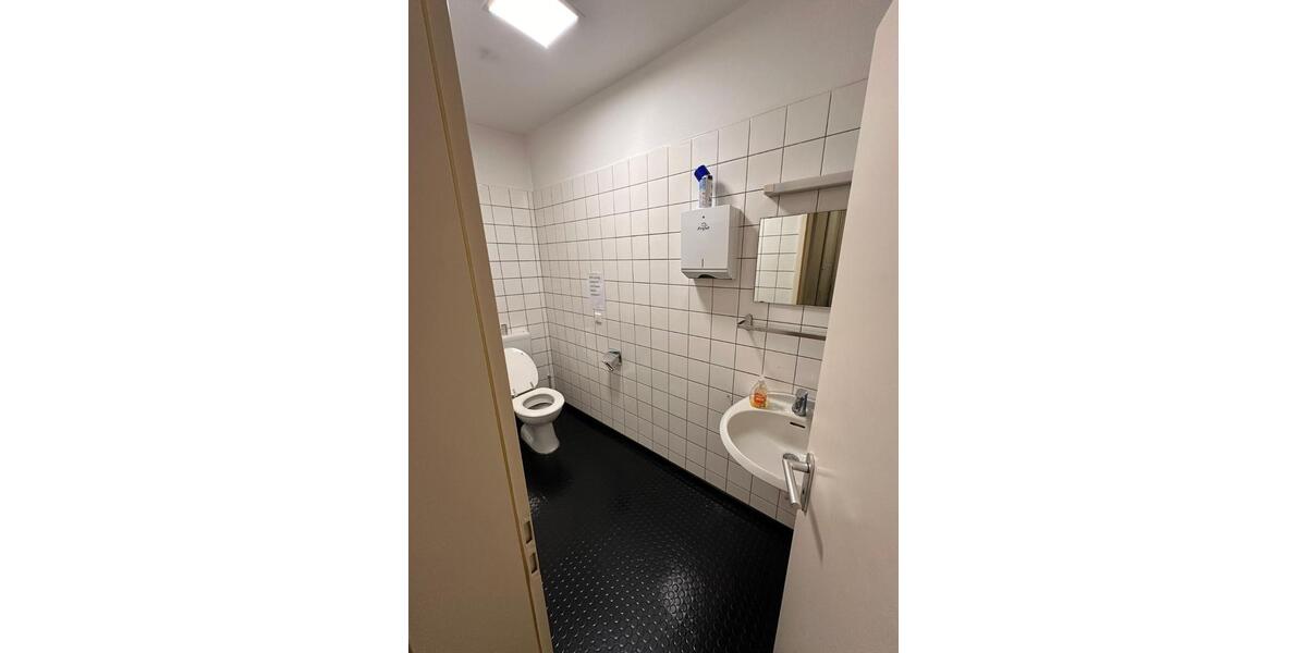 Schöne BüroPraxis Räume in 34121 Kassel Wehlheiden EG 2 zimmer