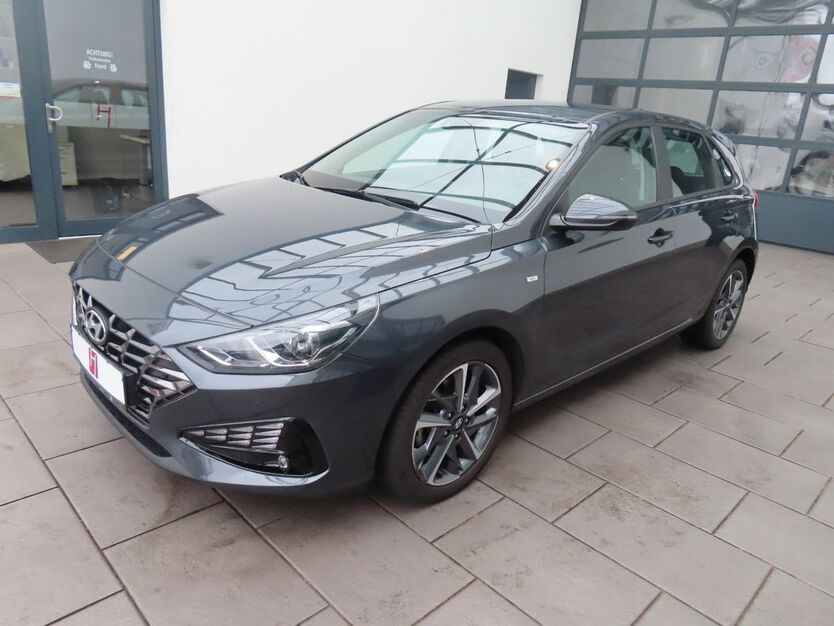 Hyundai i30 61.018 km 16.685 € Kassel 34123