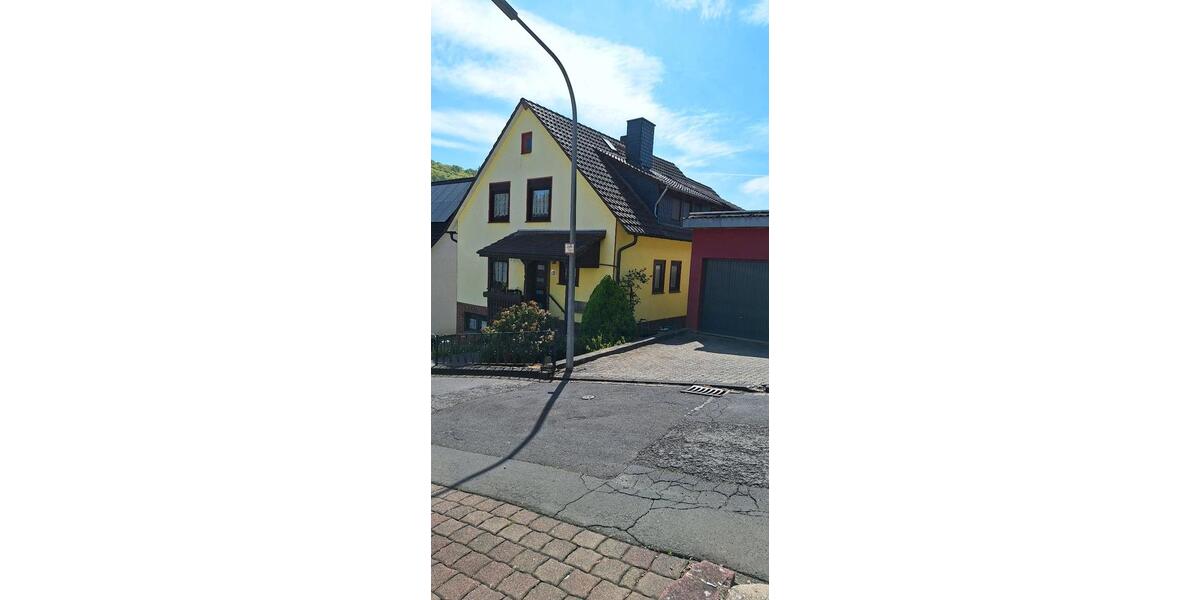 Mehrfamilienhaus, Wohnhaus Fuldatal - 8 Zimmer, 178 m&sup2;, 279.000&euro; | Angebot:25417895