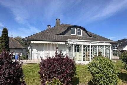 Haus Gudensberg Obervorschütz - 7 Zimmer, 285 m&sup2;, 549.000&euro; | Angebot:26391885