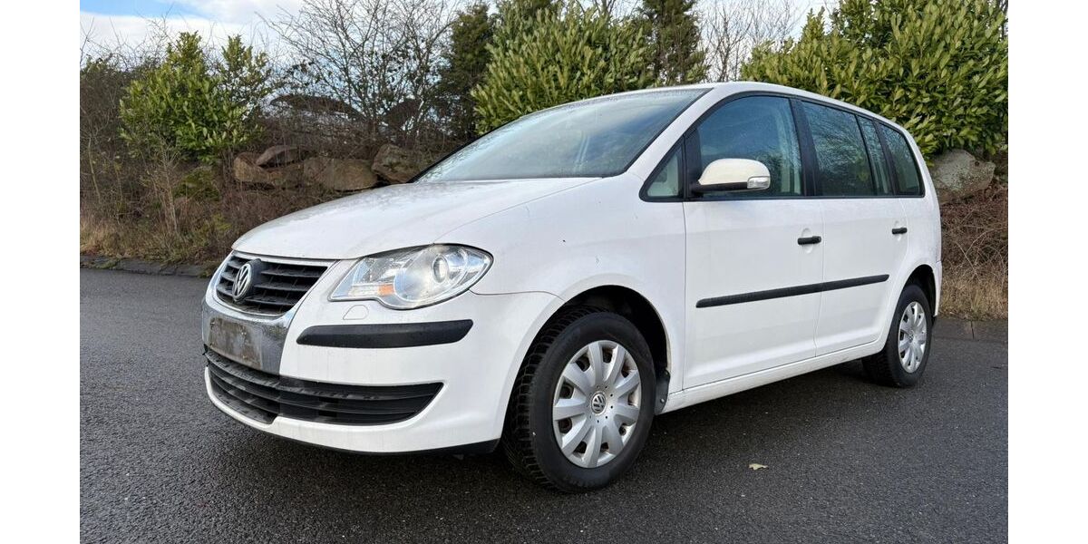 VW Touran 125.000 km 6.200 € Kassel 34125