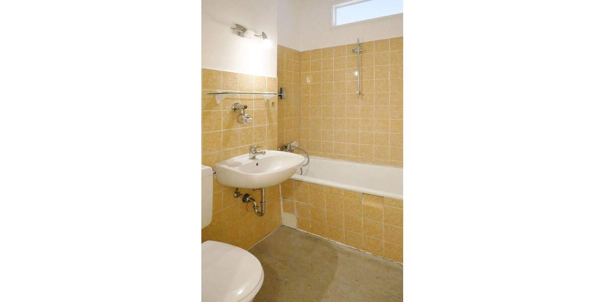 Etagenwohnung Kassel West - 4 Zimmer, 80 m&sup2;, 198.000&euro; | Angebot:26188828