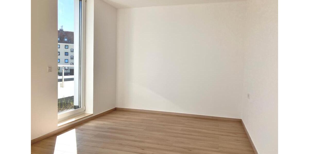 Über den Wolken: Exklusives Penthouse mit Panoramaterrasse in Kassel-Kirchditmold 2 zimmer