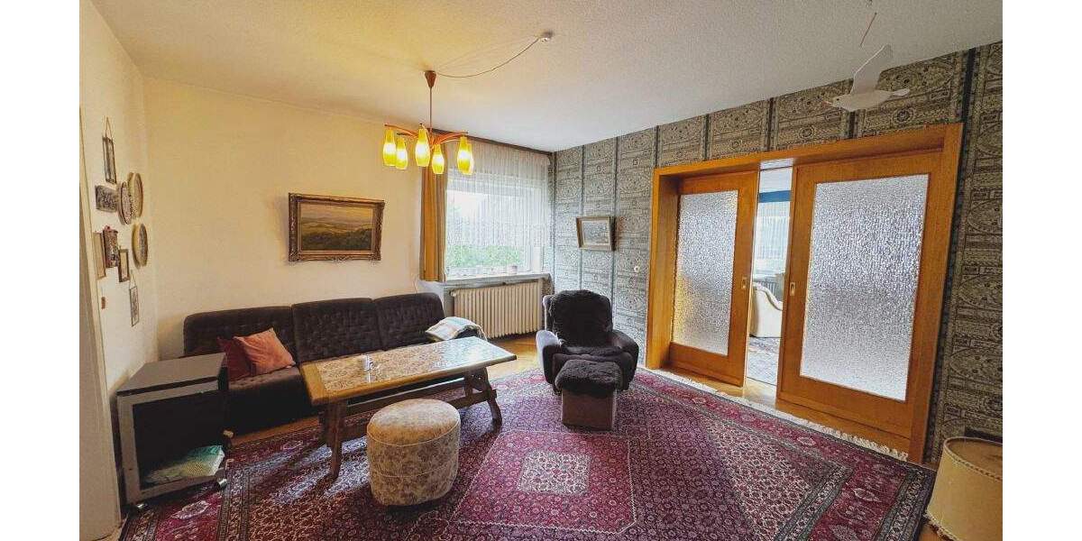 Einfamilienhaus Kassel Oberzwehren - 7 Zimmer, 157 m&sup2;, 310.000&euro; | Angebot:25768989