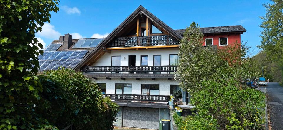 Dachgeschoßwohnung Nieste - 2 Zimmer, 84 m&sup2;, 600&euro; | Angebot:26250149