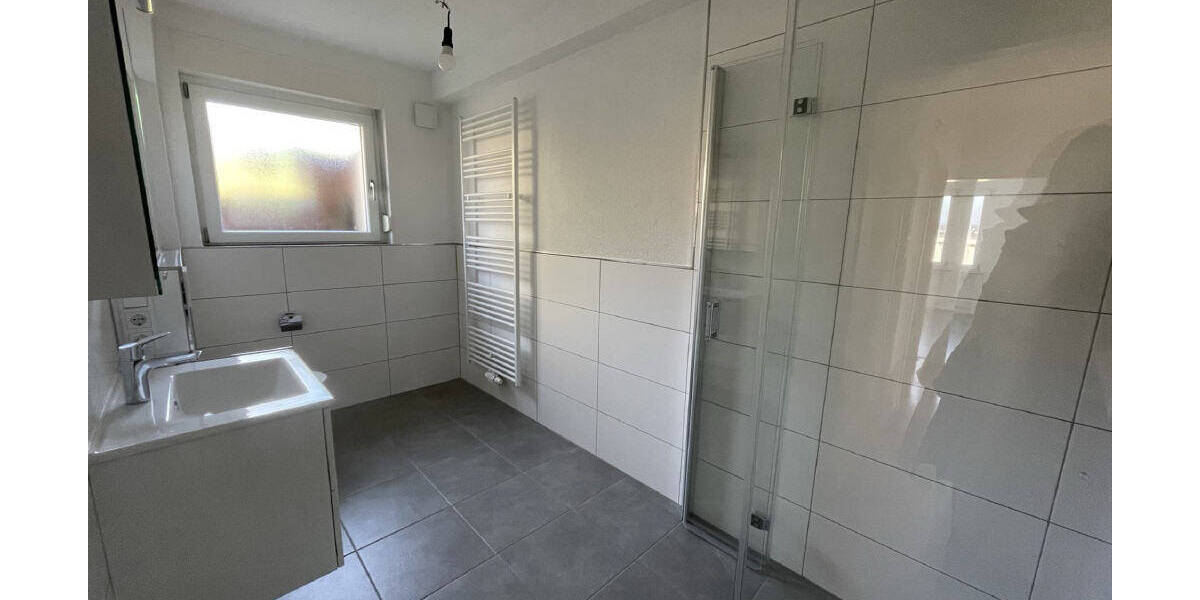 Mehrfamilienhaus, Wohnhaus Wolfhagen - 6 Zimmer, 220 m&sup2;, 339.000&euro; | Angebot:26128026