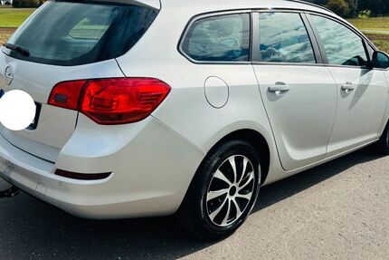 Opel Astra 232.000 km 3.990 € Fritzlar 34560
