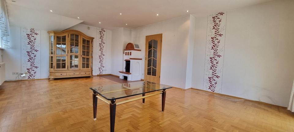 Dachgeschoßwohnung Melsungen - 3 Zimmer, 100 m&sup2;, 850&euro; | Angebot:26197320