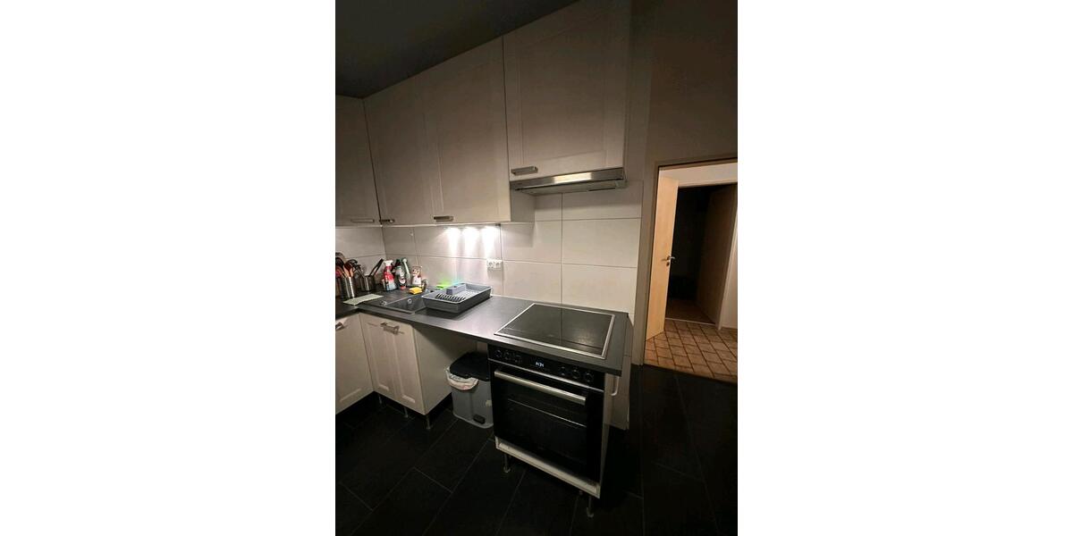 Etagenwohnung Kassel Kirchditmold - 2 Zimmer, 75 m&sup2;, 800&euro; | Angebot:25173692
