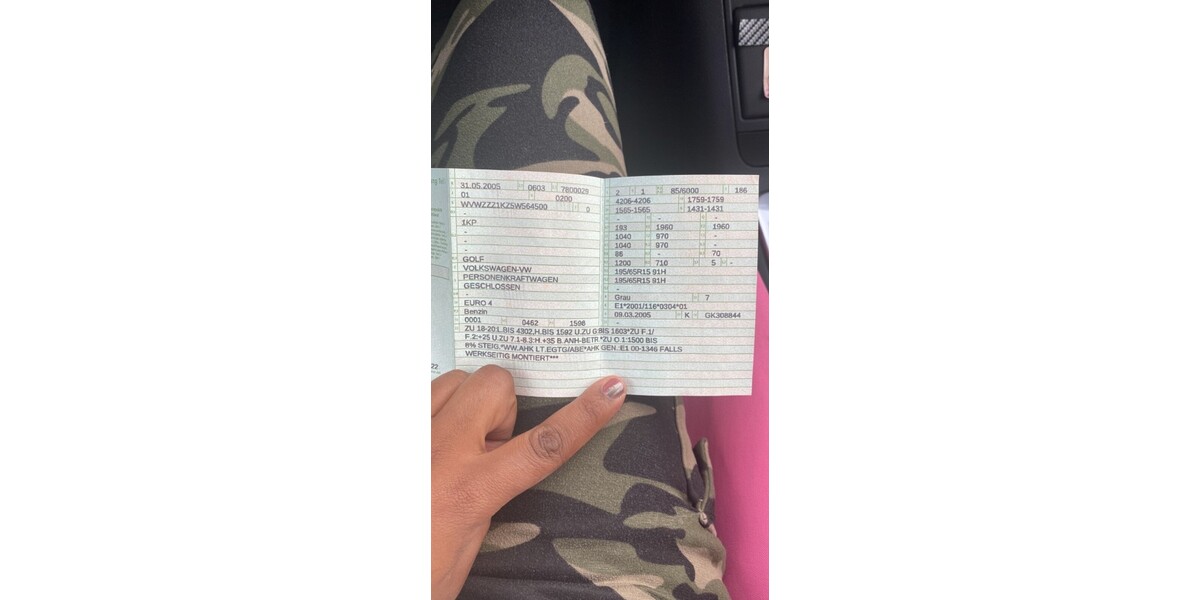 VW Golf 180.000 km 5.500 € Zierenberg 34289