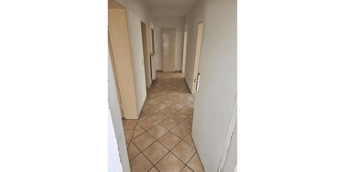 Erdgeschoßwohnung Kassel Niederzwehren - 3 Zimmer, 80 m&sup2;, 850&euro; | Angebot:26425347