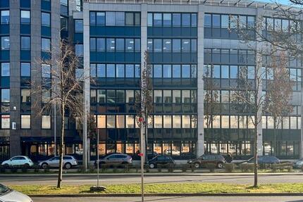 All-inclusive-Zugang zu professionellen Büroräumen für 2 Personen in Regus Atrium zimmer