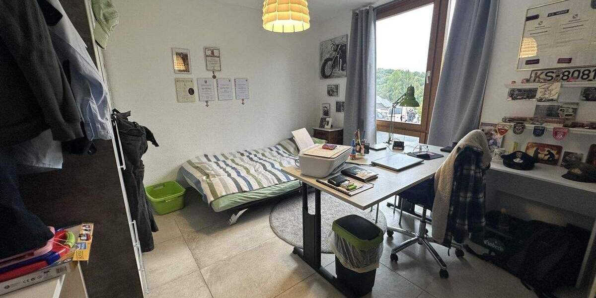 Etagenwohnung Fuldatal Simmershausen - 3 Zimmer, 82 m&sup2;, 240.000&euro; | Angebot:25801907