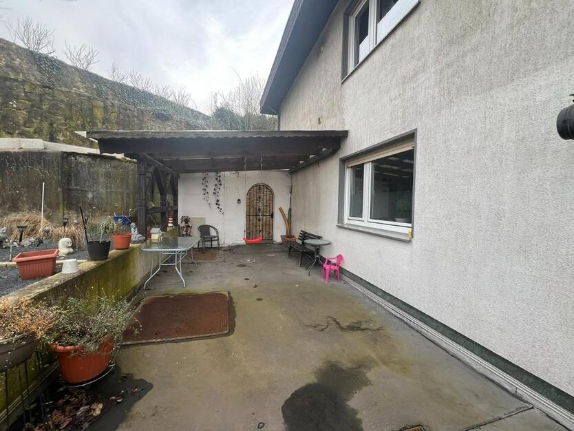 Wohnhaus mit 6 Einheiten und ca. 550 m² Wohnfläche