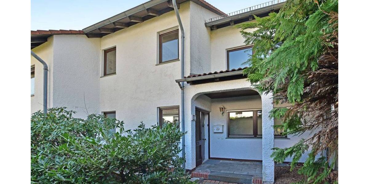 Reihenmittelhaus Kassel / Harleshausen Harleshausen - 4 Zimmer, 133 m&sup2;, 260.000&euro; | Angebot:26128439