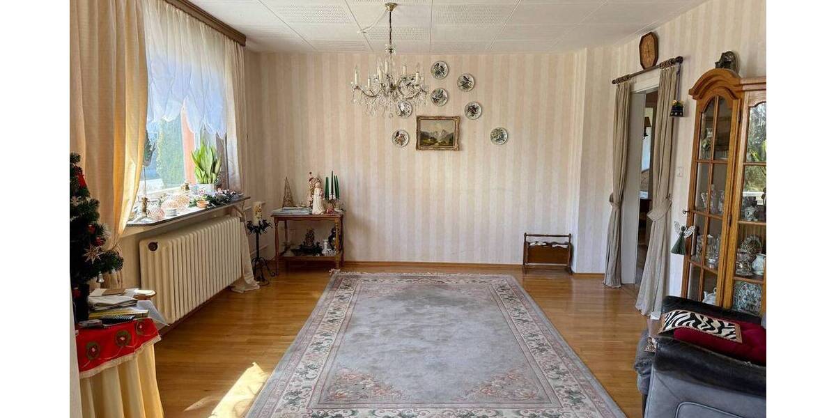 Doppelhaushälfte Ahnatal / Heckershausen Heckershausen - 9 Zimmer, 150 m&sup2;, 269.000&euro; | Angebot:26154923