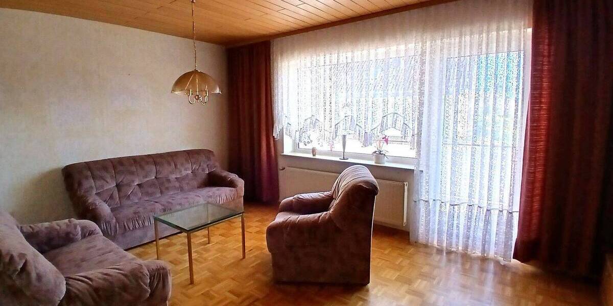 Mehrfamilienhaus, Wohnhaus Vellmar Frommershausen - 9 Zimmer, 210 m&sup2;, 415.000&euro; | Angebot:26730942