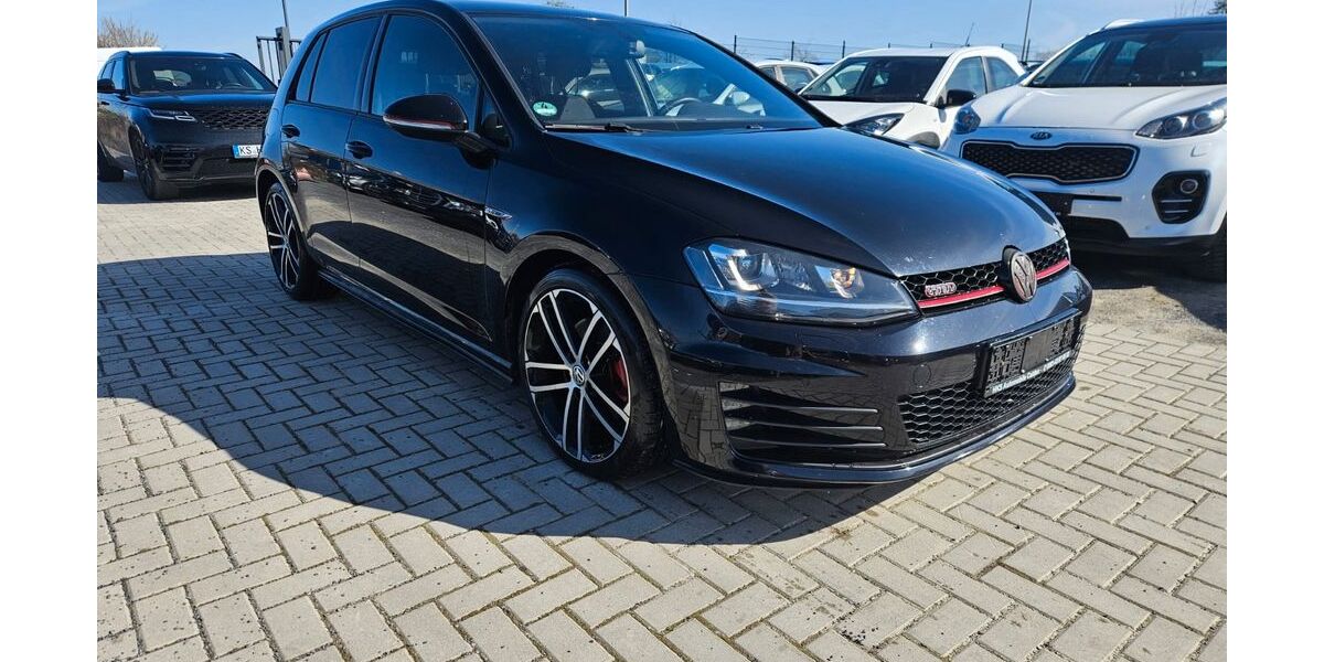 VW Golf 149.995 km 14.250 &euro; Calden 34379