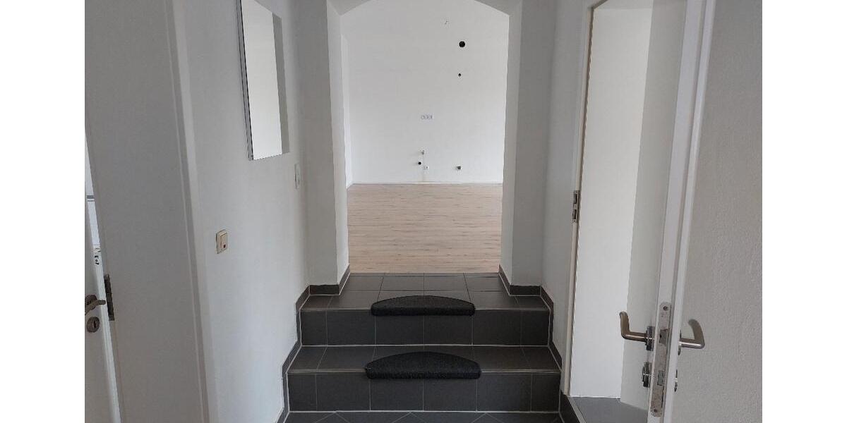 Erdgeschoßwohnung Kassel Fasanenhof - 3 Zimmer, 86 m&sup2;, 700&euro; | Angebot:26373432