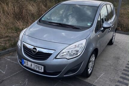 Opel Meriva 162.200 km 3.900 &euro; Niestetal 34266