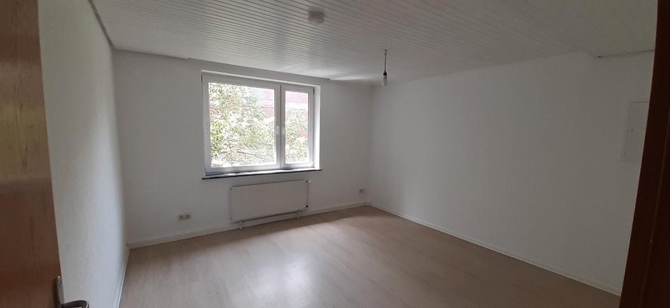 Etagenwohnung Naumburg - 4 Zimmer, 133 m&sup2;, 800&euro; | Angebot:26068054