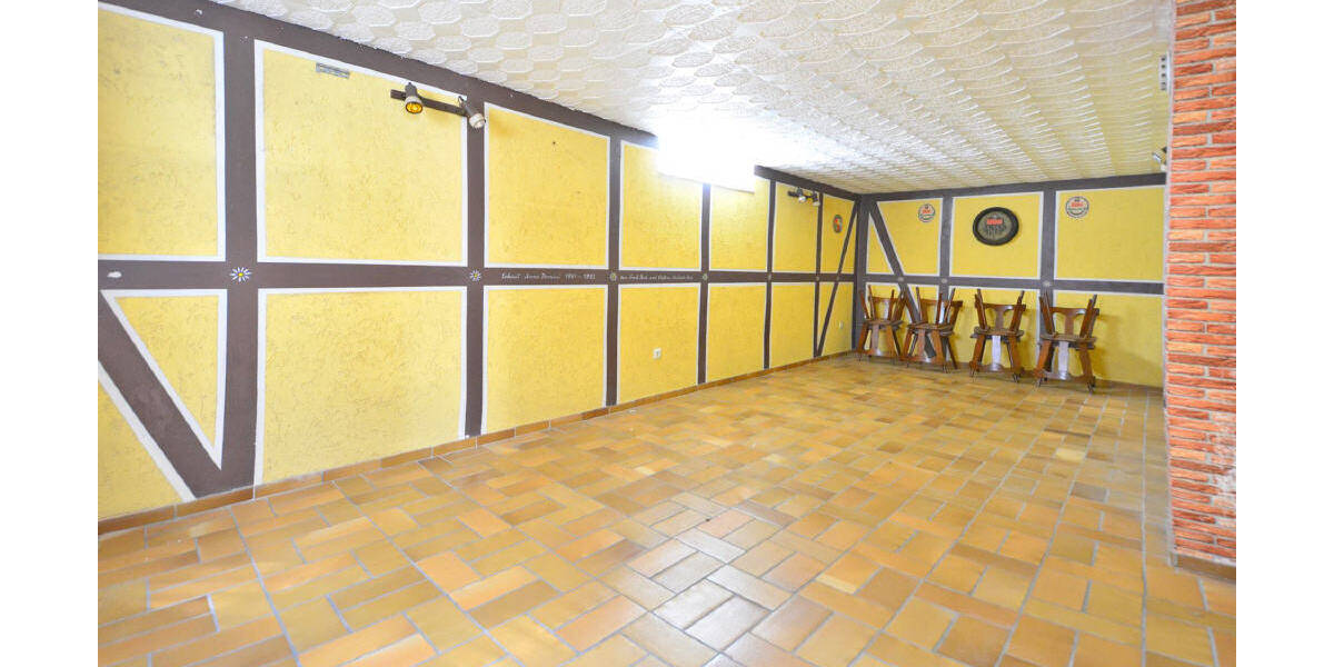 Einfamilienhaus mit herrlichem Garten, gute Lage Wolfhagen 7 zimmer