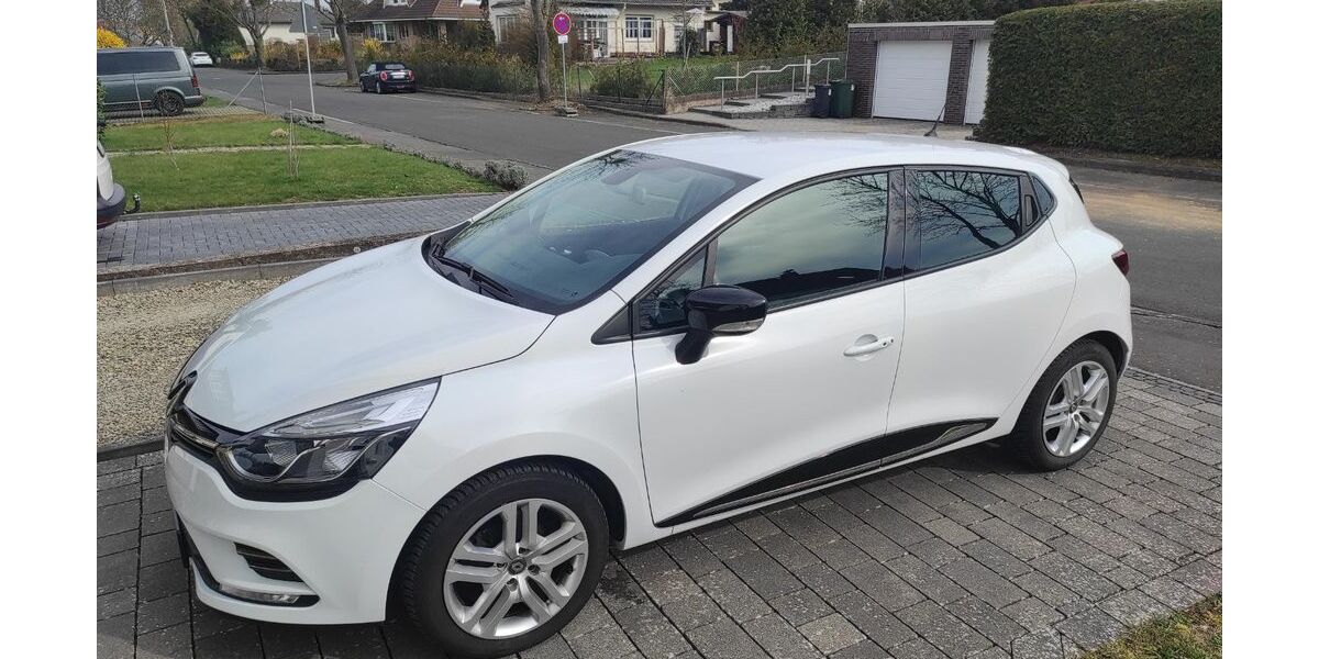 Renault Clio 53.500 km 9.600 &euro; Lohfelden 34253