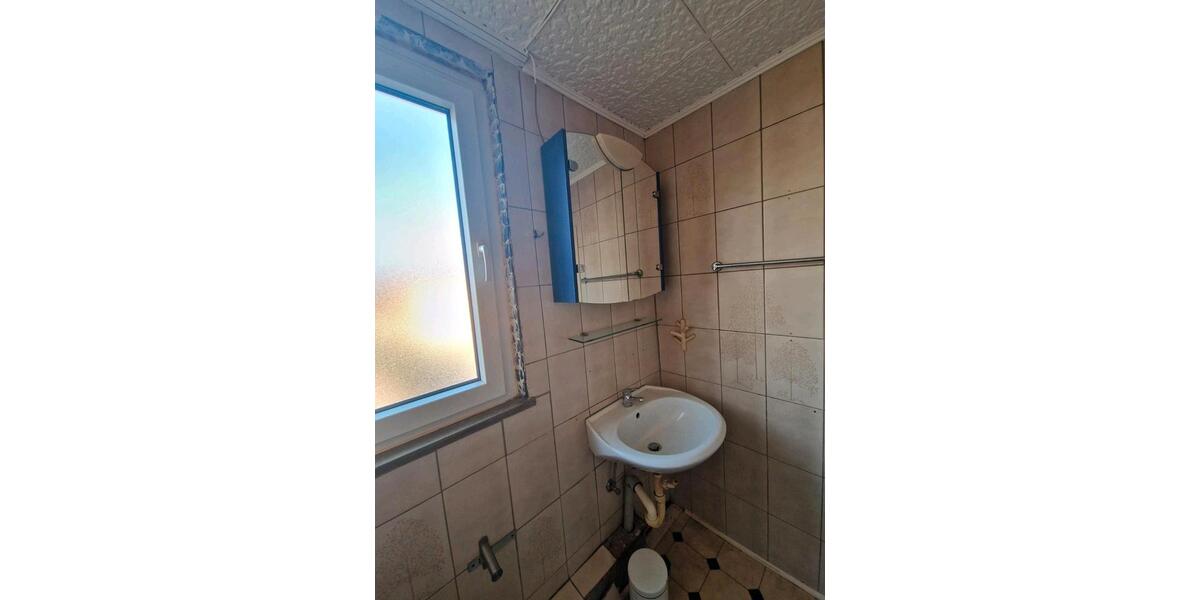 Dachgeschoßwohnung Immenhausen - 3 Zimmer, 58 m&sup2;, 350&euro; | Angebot:24663898