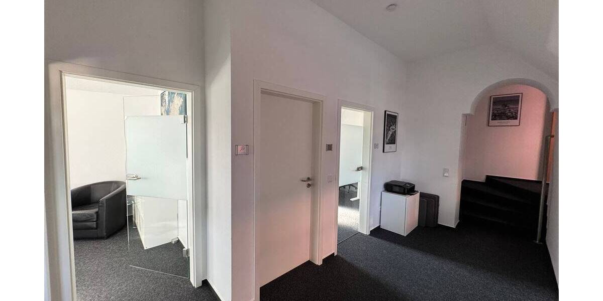 Gewerbeobjekt Fritzlar - 7 Zimmer, 150 m&sup2;, 1.400&euro; | Angebot:25678492