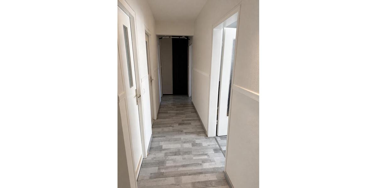 Etagenwohnung Baunatal - 3 Zimmer, 76 m&sup2;, 730&euro; | Angebot:27629682
