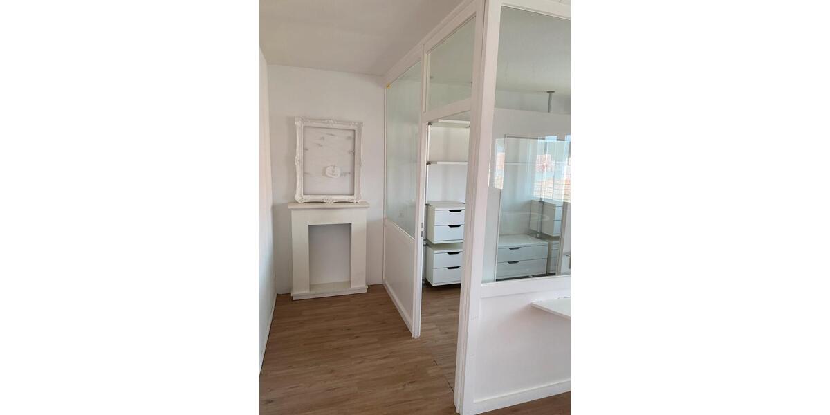 Gewerbeimmobilie in Volkmarsen zimmer