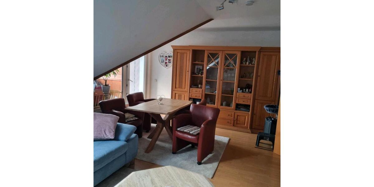 Dachgeschoßwohnung Gudensberg - 3 Zimmer, 80 m&sup2;, 650&euro; | Angebot:25353152