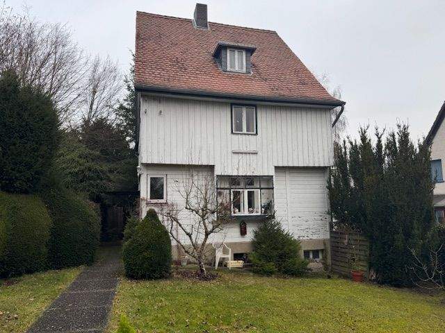 Einfamilienhaus Kassel Brasselsberg - 7 Zimmer, 125 m&sup2;, 230.000&euro; | Angebot:25373861