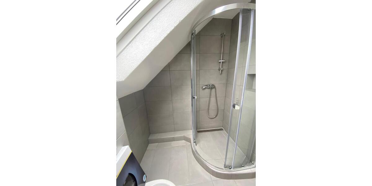 Einfamilienhaus Kassel Bettenhausen - 7 Zimmer, 150 m&sup2;, 1.950&euro; | Angebot:26554827