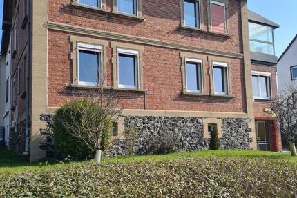 Haus Felsberg - 11 Zimmer, 283 m&sup2;, 185.000&euro; | Angebot:27605863