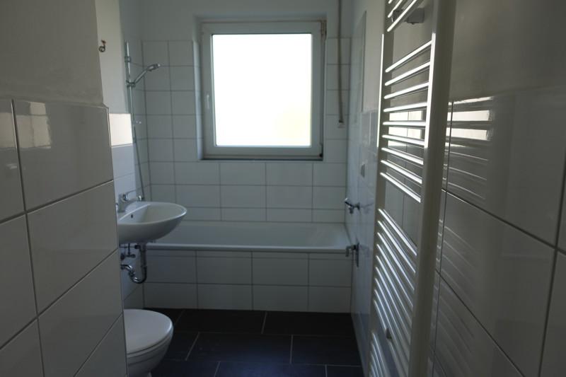 Erdgeschoßwohnung Kassel Niederzwehren - 3 Zimmer, 70 m&sup2;, 629&euro; | Angebot:22987489