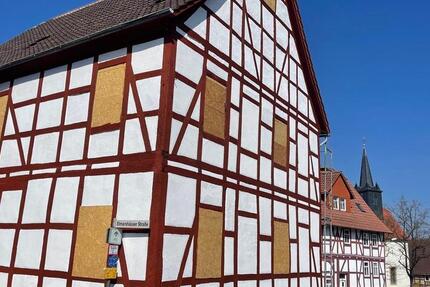 Haus Wolfhagen - 12 Zimmer, 310 m&sup2;, 99.000&euro; | Angebot:25891615