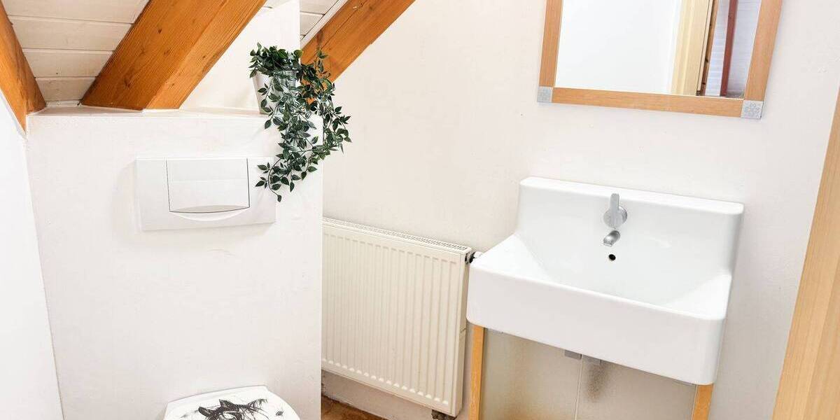 Mehrfamilienhaus, Wohnhaus Kaufungen Niederkaufungen - 8 Zimmer, 240 m&sup2;, 435.000&euro; | Angebot:26016033