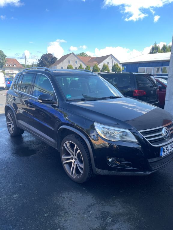 VW Tiguan 238.000 km 3.999 € Kassel 34127