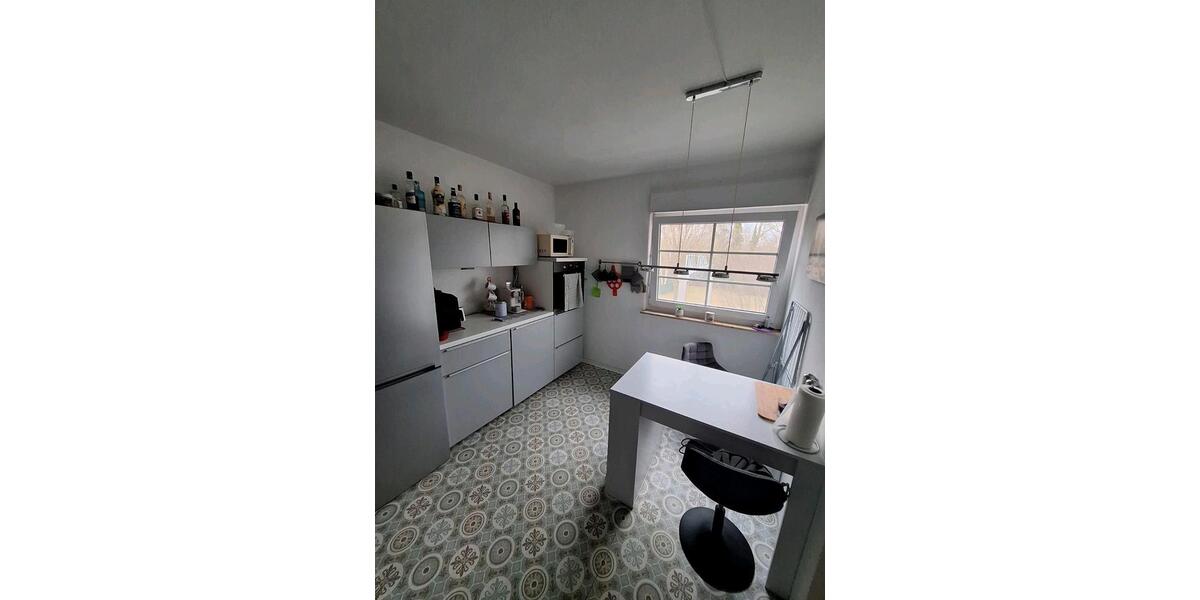 3 Zimmer Küche Bad DG Wohnung zu vermieten 3 zimmer