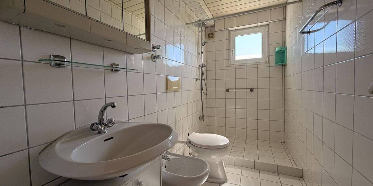 Einfamilienhaus Baunatal Großenritte - 7 Zimmer, 230 m&sup2;, 440.000&euro; | Angebot:26731014