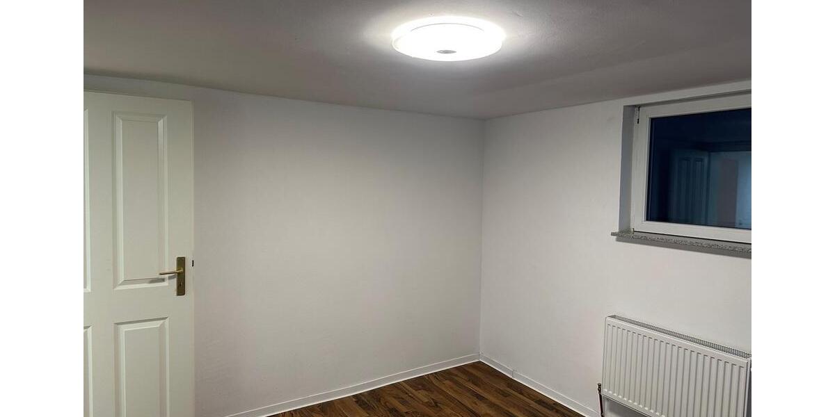 Einfamilienhaus Grebenstein - 6 Zimmer, 140 m&sup2;, 185.000&euro; | Angebot:26232358
