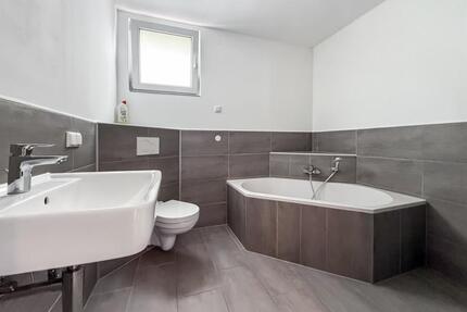 Wohnung Kaufungen - 3 Zimmer, 87 m&sup2;, 1.000&euro; | Angebot:26393171