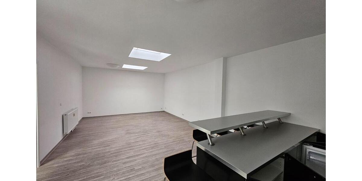 Erdgeschoßwohnung Kassel Niederzwehren - 1 Zimmer, 70 m&sup2;, 850&euro; | Angebot:24488033