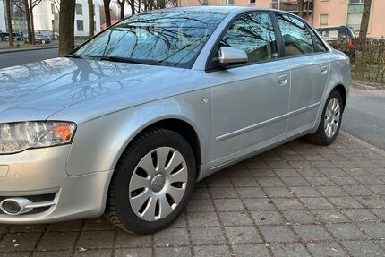 Audi A4 173.000 km 2.850 &euro; Kassel 34132
